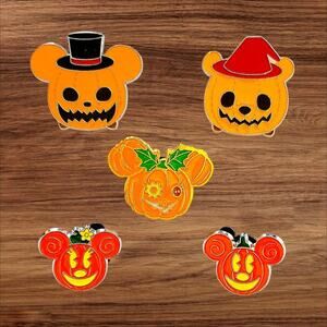 5 Mickey Head Halloween Disney Parks Trading Pins, Plus 2 Bonus Pins